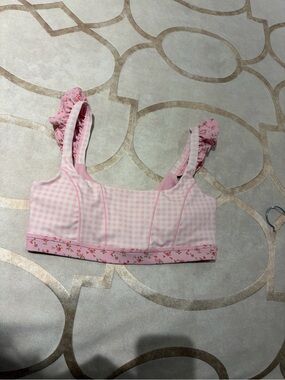 NWOT Blogilates x Target Gingham Ruffle sports bra